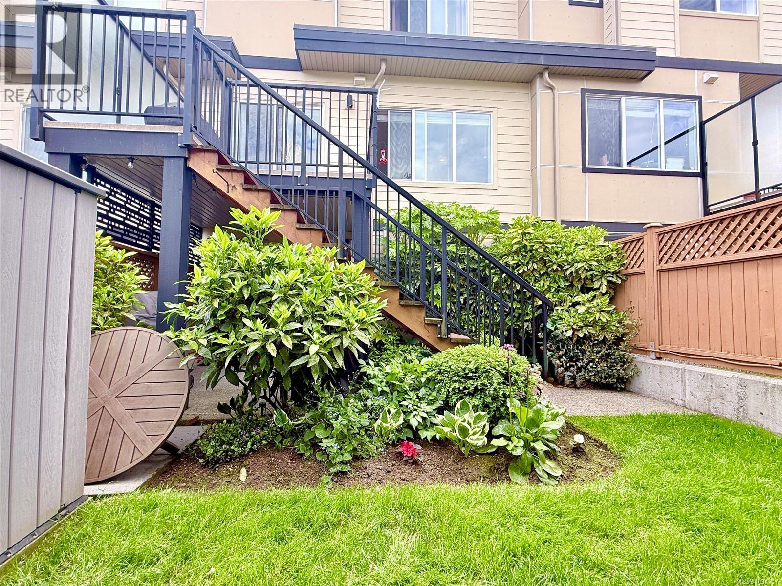 1026 Boeing Close, Langford, British Columbia  V9B 0R2 - Photo 35 - 1037157