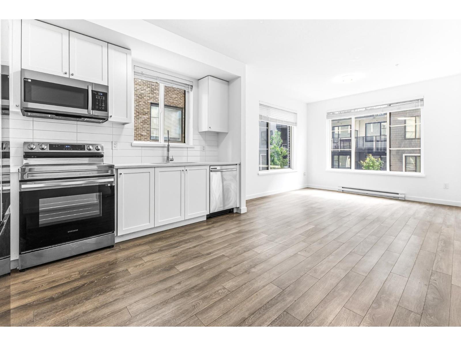 206 15815 85 Avenue, Surrey, British Columbia  V4N 6X5 - Photo 5 - R3124175