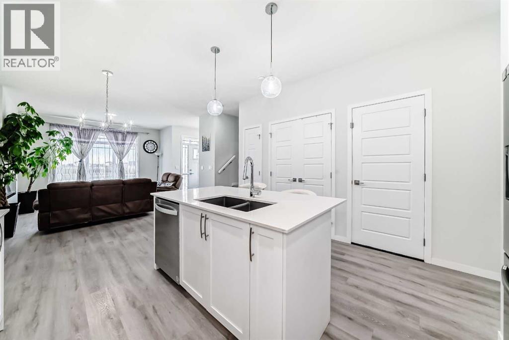 332 Dawson Drive, Chestermere, Alberta  T1X 2R3 - Photo 8 - A2309306