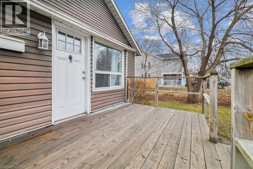 7 North Park Avenue, Hamilton, Ontario  L8M 7G7 - Photo 5 - 40809139