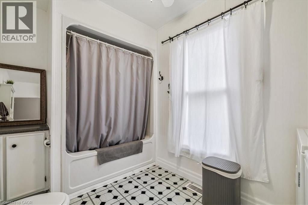 7 North Park Avenue, Hamilton, Ontario  L8M 7G7 - Photo 29 - 40809139