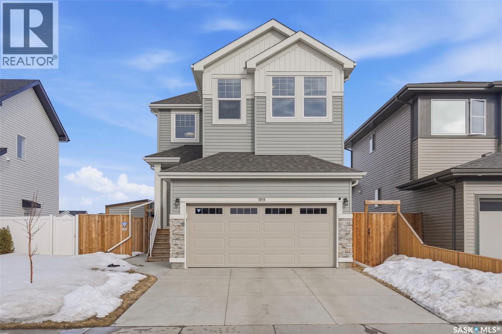 1019 Childers Court, Saskatoon, Saskatchewan  S7L 6T8 - Photo 1 - SK036213