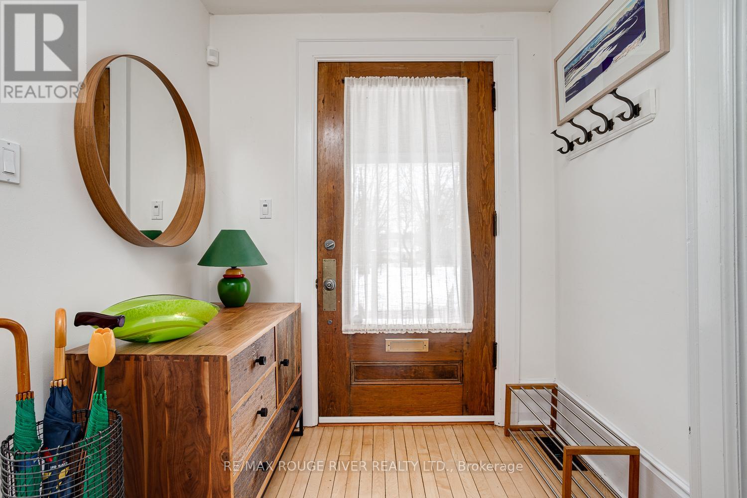 40 Buck Street, Cobourg, Ontario  K9A 2K9 - Photo 5 - X12828084