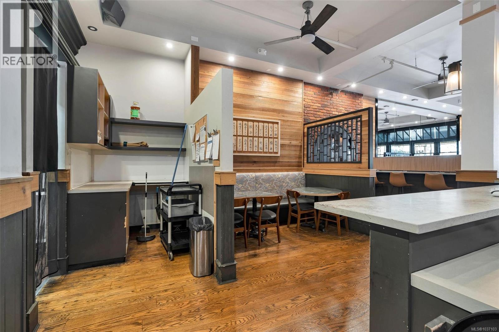 1609 Store St, Victoria, British Columbia  V8W 3K3 - Photo 14 - 1037103
