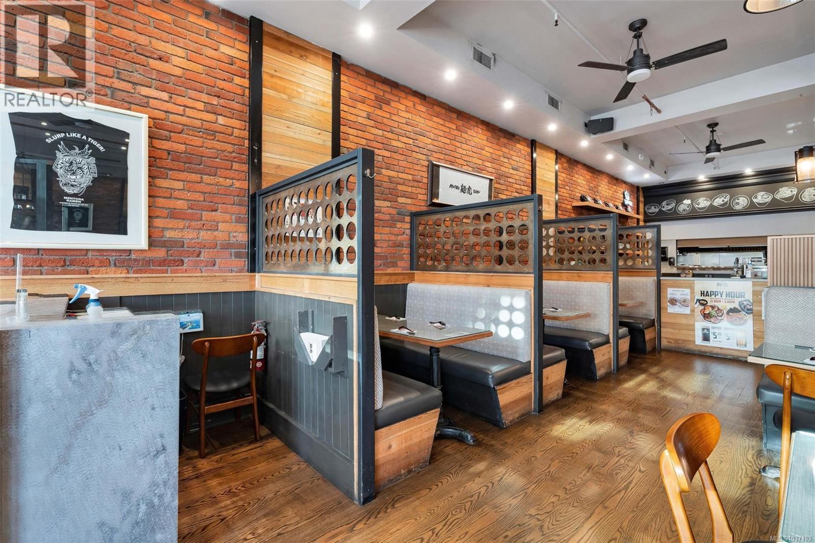 1609 Store St, Victoria, British Columbia  V8W 3K3 - Photo 6 - 1037103