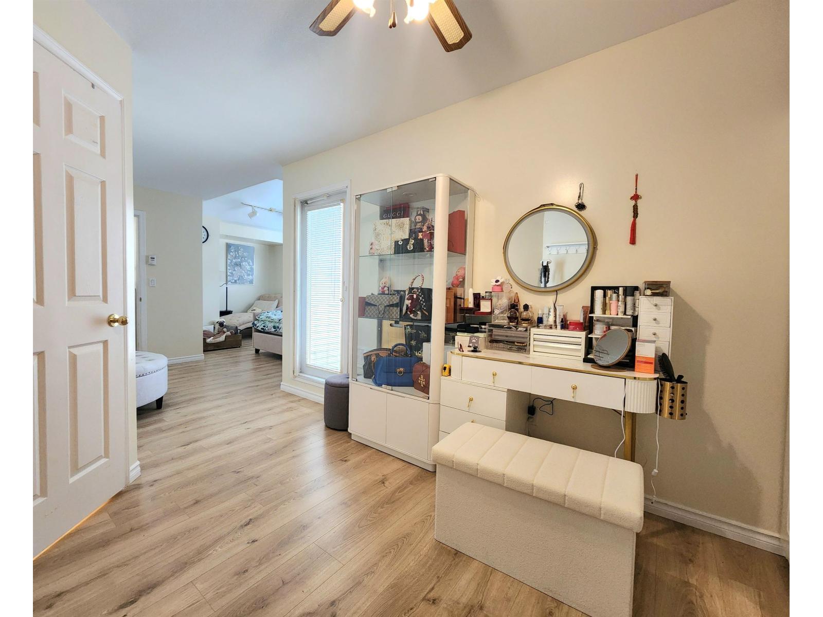 805 14188 103a Avenue, Surrey, British Columbia  V3T 5S6 - Photo 14 - R3124352