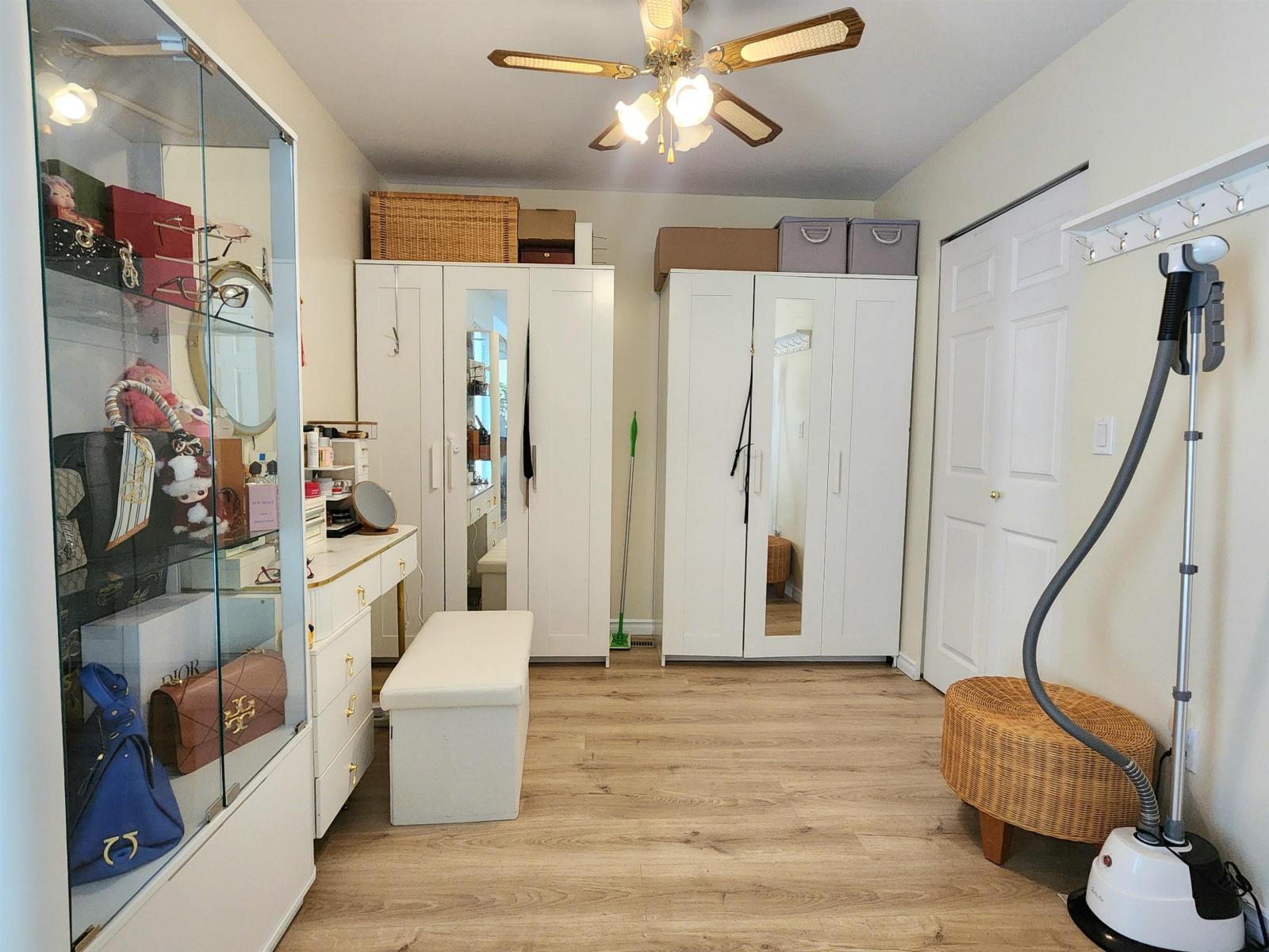 805 14188 103a Avenue, Surrey, British Columbia  V3T 5S6 - Photo 11 - R3124352