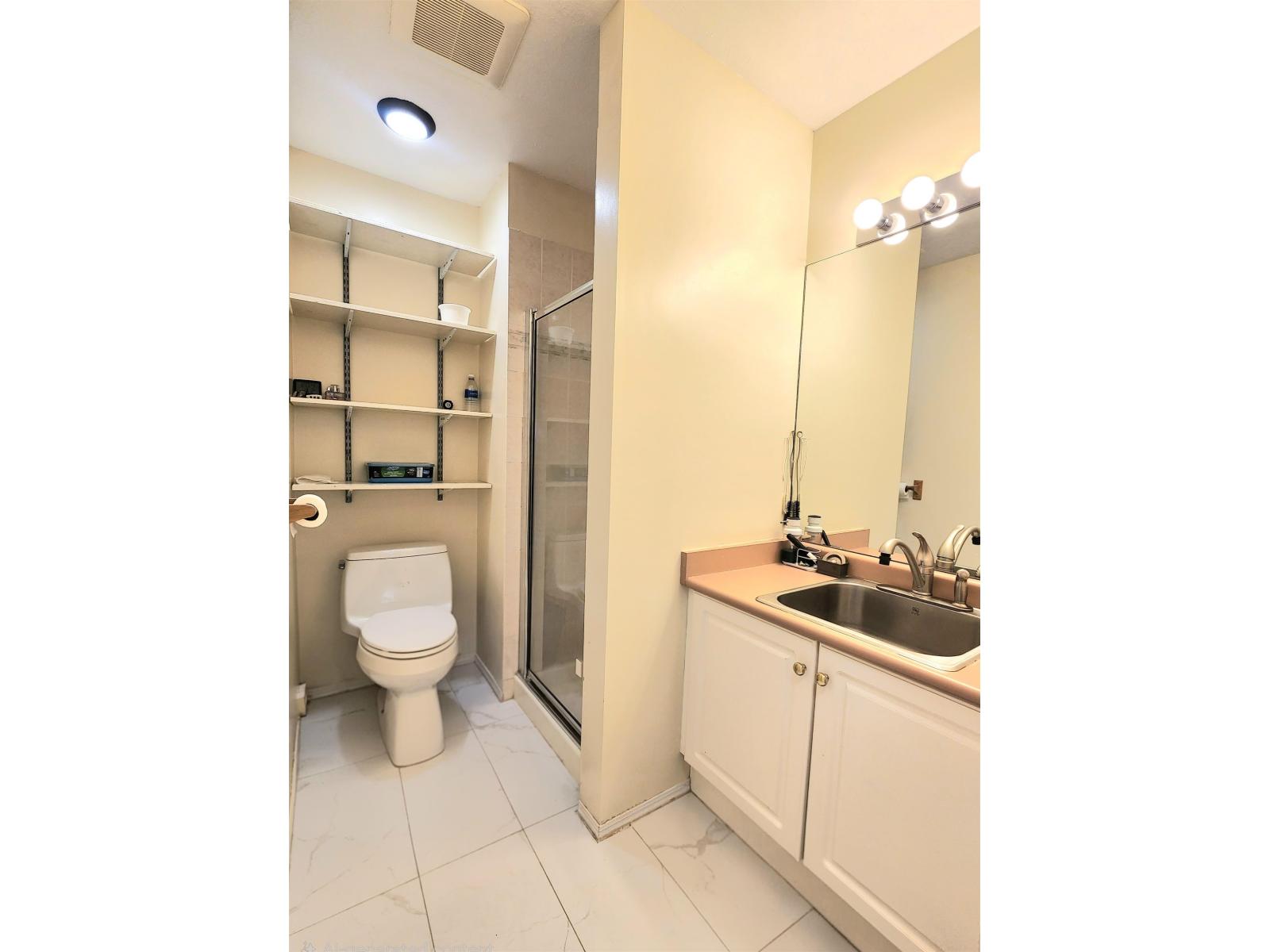 805 14188 103a Avenue, Surrey, British Columbia  V3T 5S6 - Photo 20 - R3124352