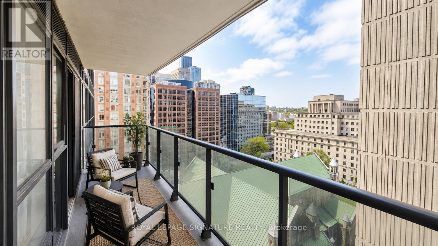 1810 - 28 Ted Rogers Way, Toronto, Ontario  M4Y 2J4 - Photo 12 - C13137634