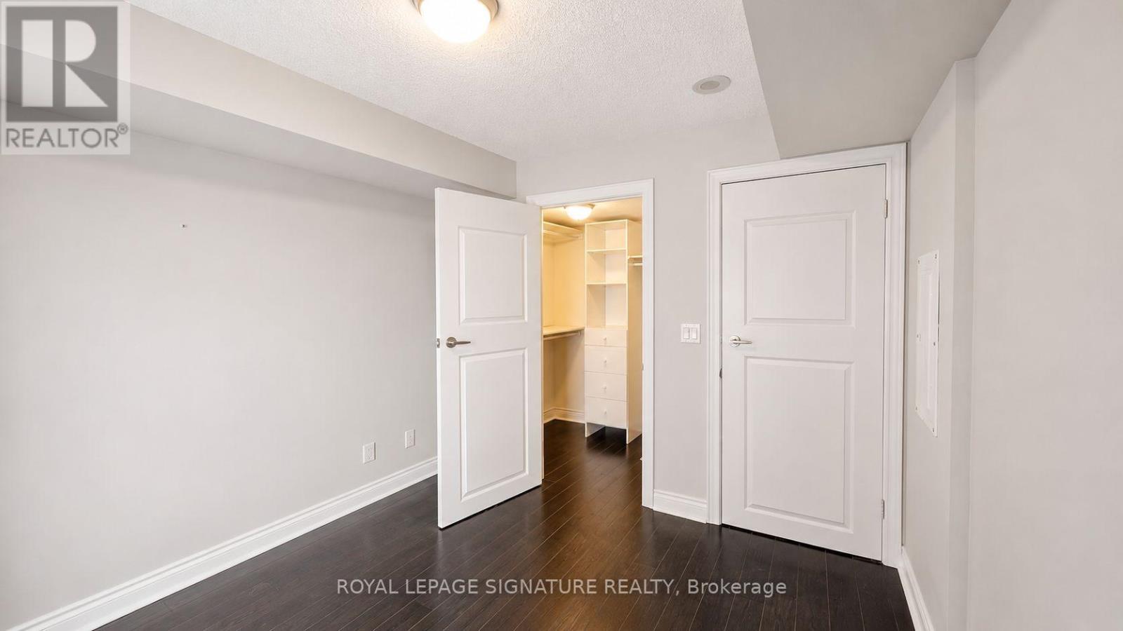 1810 - 28 Ted Rogers Way, Toronto, Ontario  M4Y 2J4 - Photo 6 - C13137634