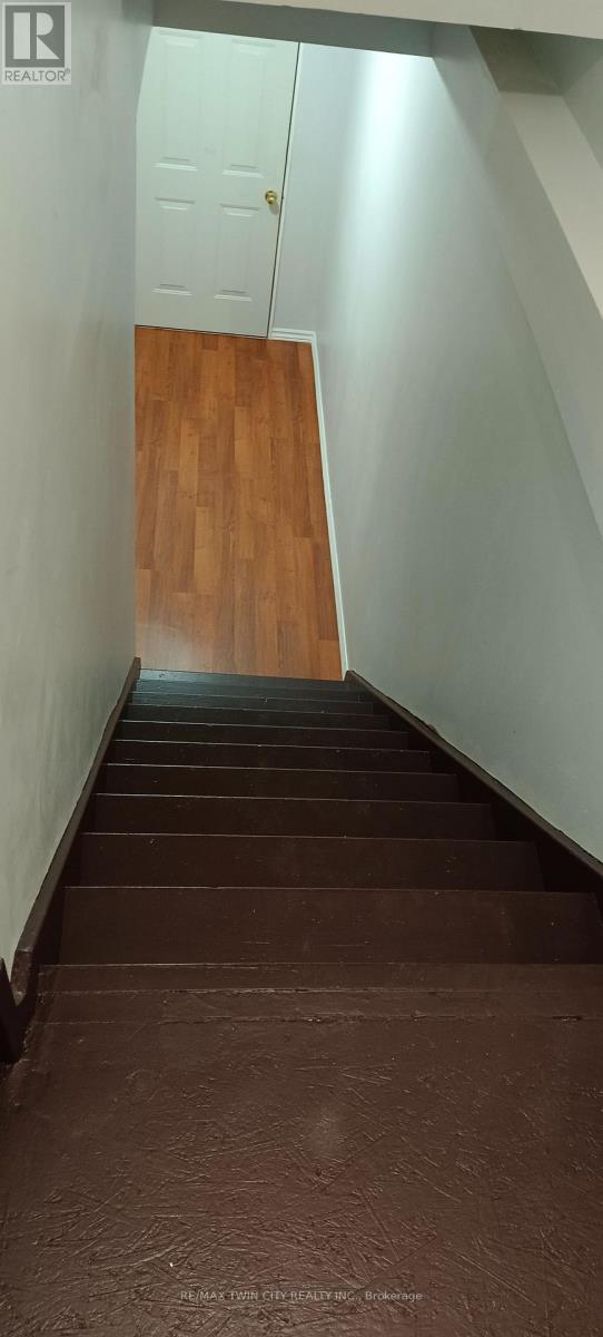 520 Chablis Drive, Waterloo, Ontario  N2T 2X9 - Photo 39 - X12627206