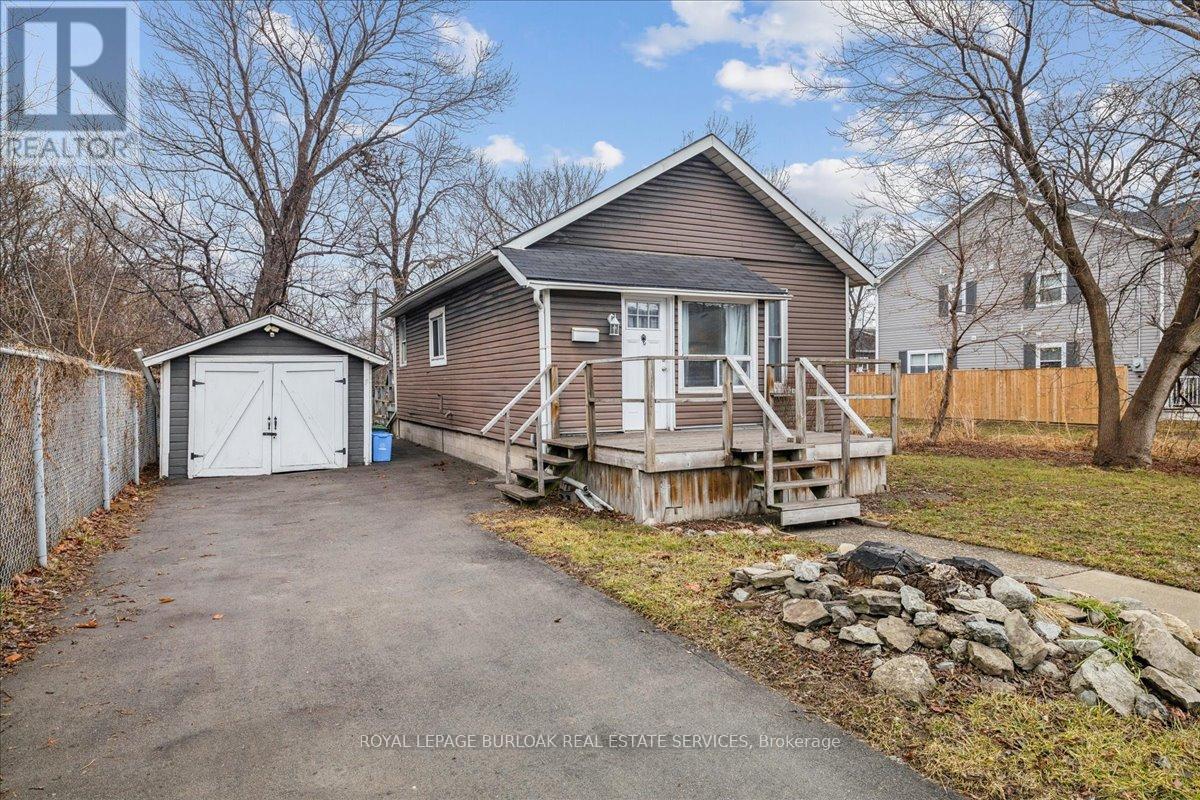 7 North Park Avenue, Hamilton, Ontario  L8M 7G7 - Photo 4 - X12857770