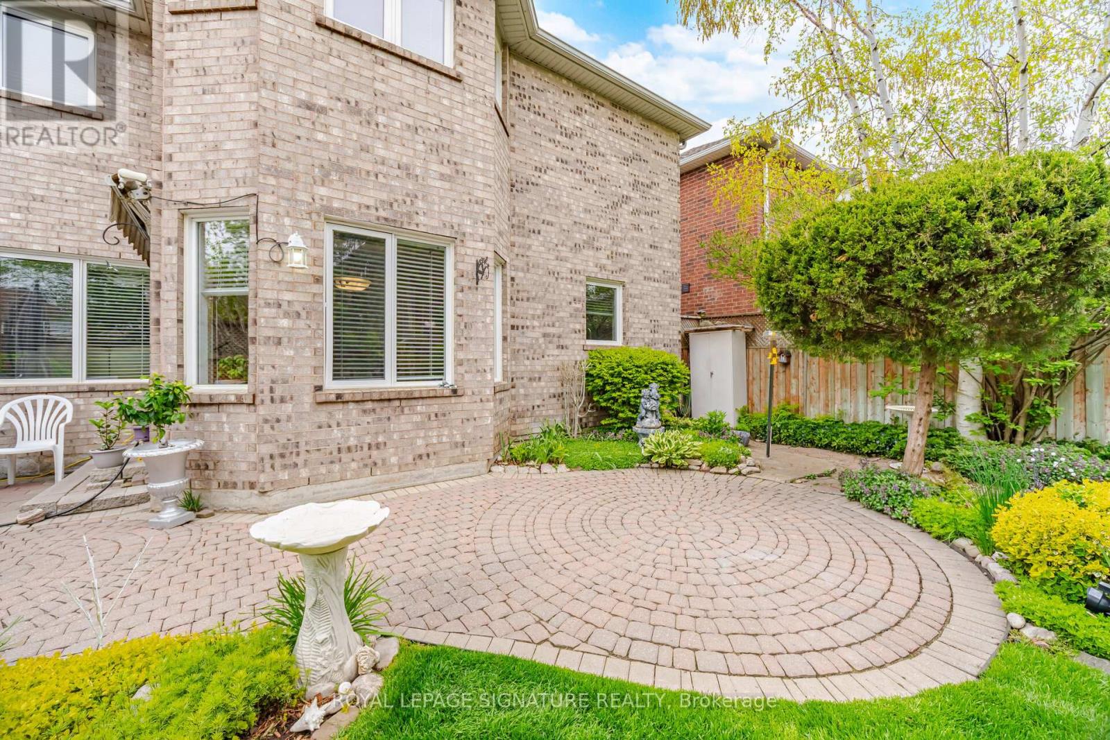 52 Durham Street, Halton Hills, Ontario  L7G 5X4 - Photo 47 - W13106860