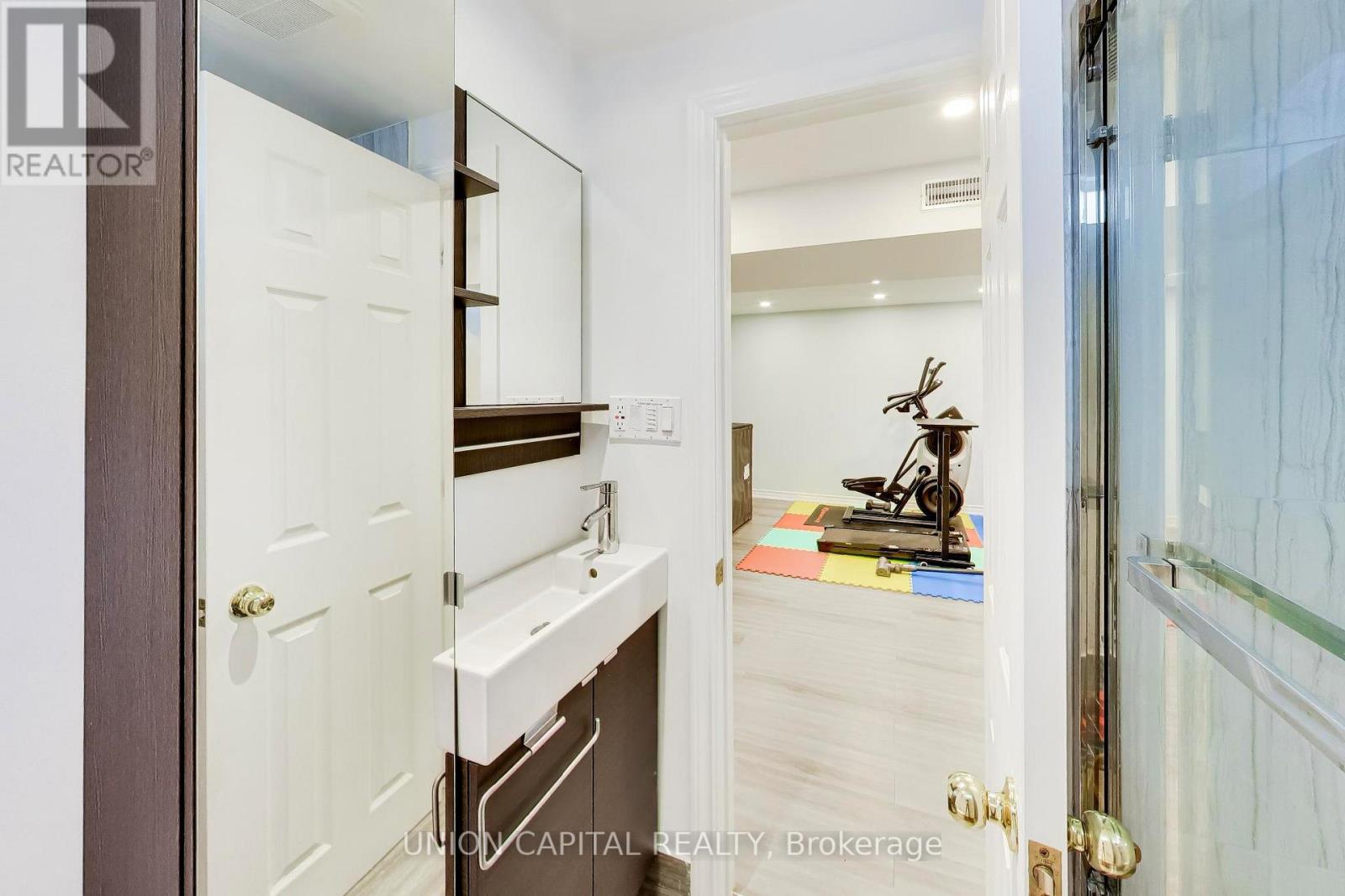 406 Reeves Way Boulevard, Whitchurch-Stouffville, Ontario  L4A 0H3 - Photo 36 - N13060120