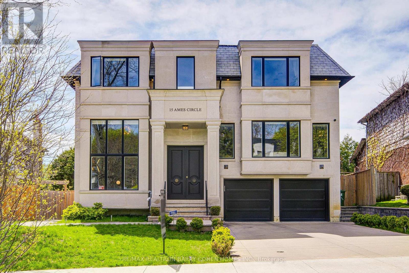 15 AMES CIRCLE, Toronto, Ontario