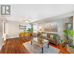 18 REDDENHURST CRESCENT, Georgina, Ontario