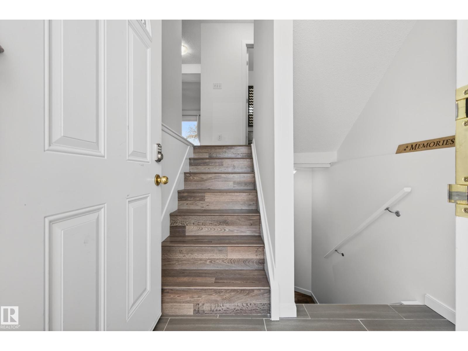 14522 56 St Nw, Edmonton, Alberta  T5A 3R1 - Photo 3 - E4488258