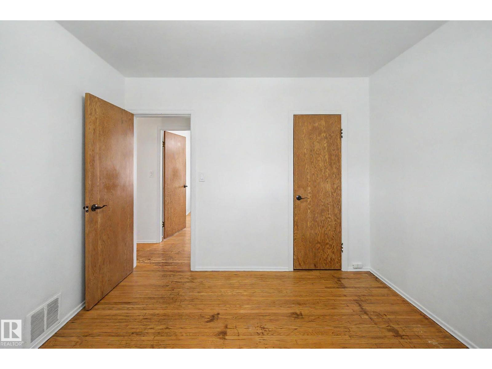 9276 86 St Nw, Edmonton, Alberta  T6C 3E4 - Photo 16 - E4488260