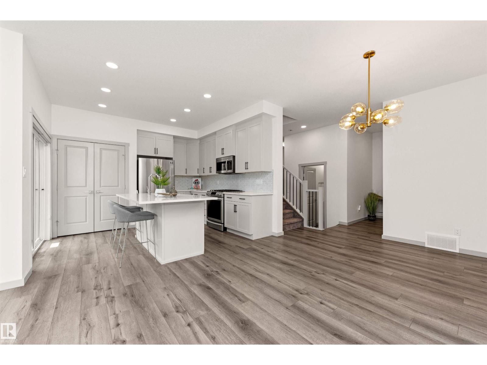 2330 Kelly Ci Sw, Edmonton, Alberta  T6W 4K2 - Photo 10 - E4488261