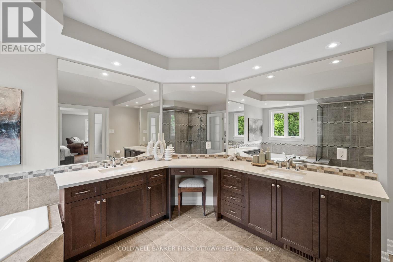 231 Ironstone Court, Ottawa, Ontario  K2S 0L4 - Photo 29 - X13138028