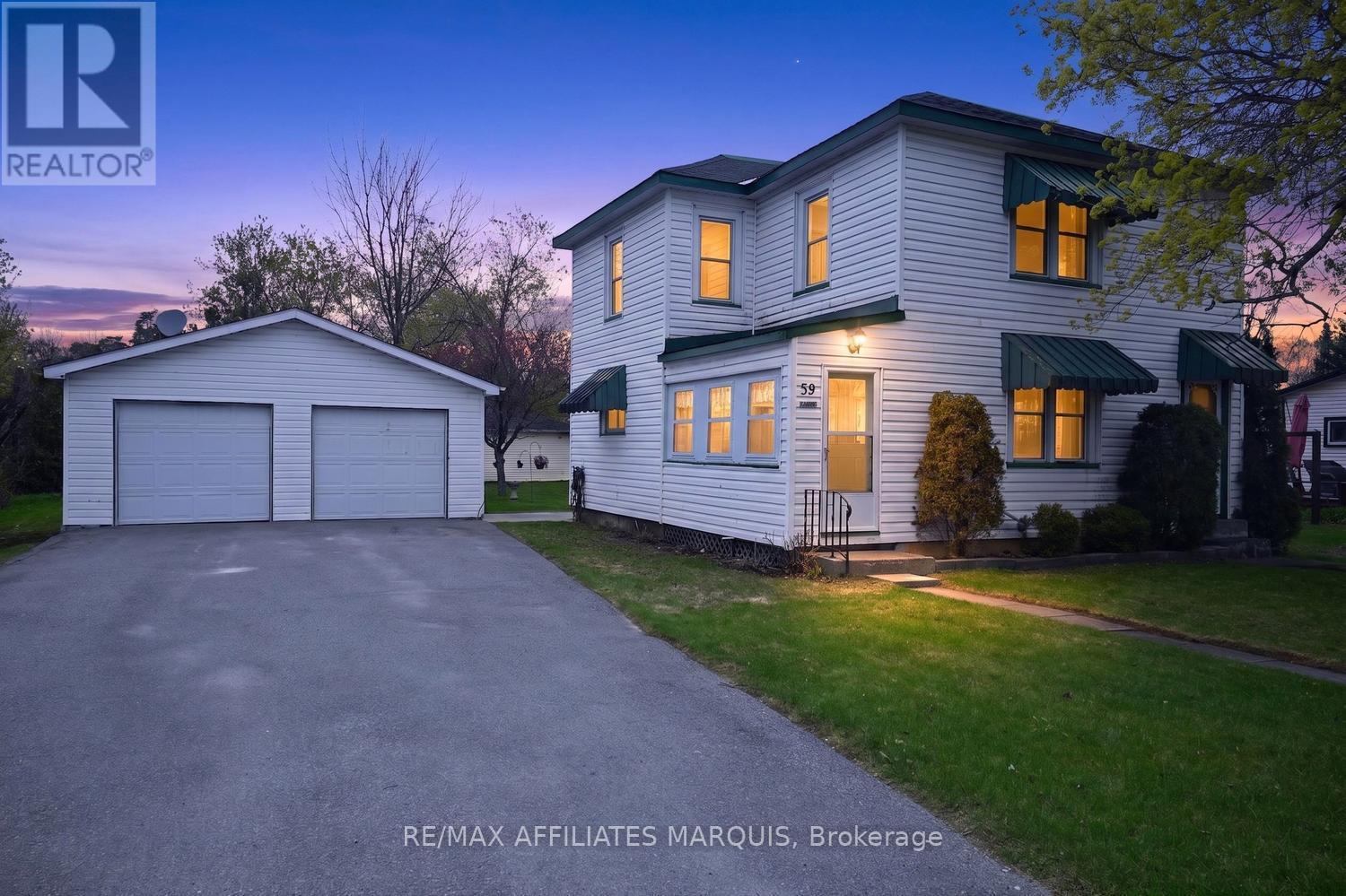 39 MERRICK STREET, Smiths Falls, Ontario
