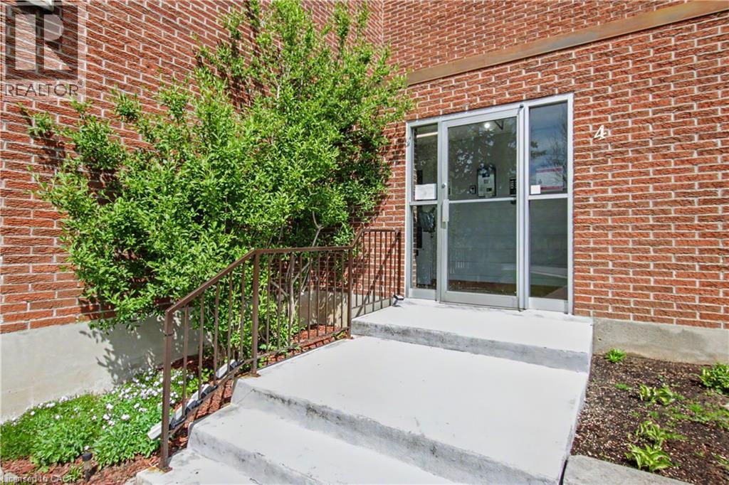 4 Avalon Place Unit# 105, Kitchener, Ontario  N2M 4N6 - Photo 3 - 40830846