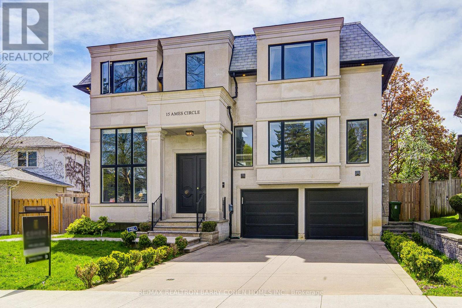 15 AMES CIRCLE, Toronto, Ontario
