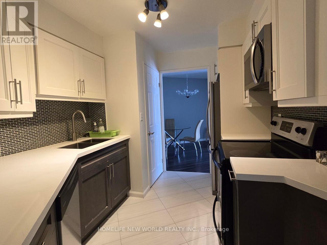 1013 - 7 Carlton Street, Toronto, Ontario  M5B 2M3 - Photo 3 - C13138010