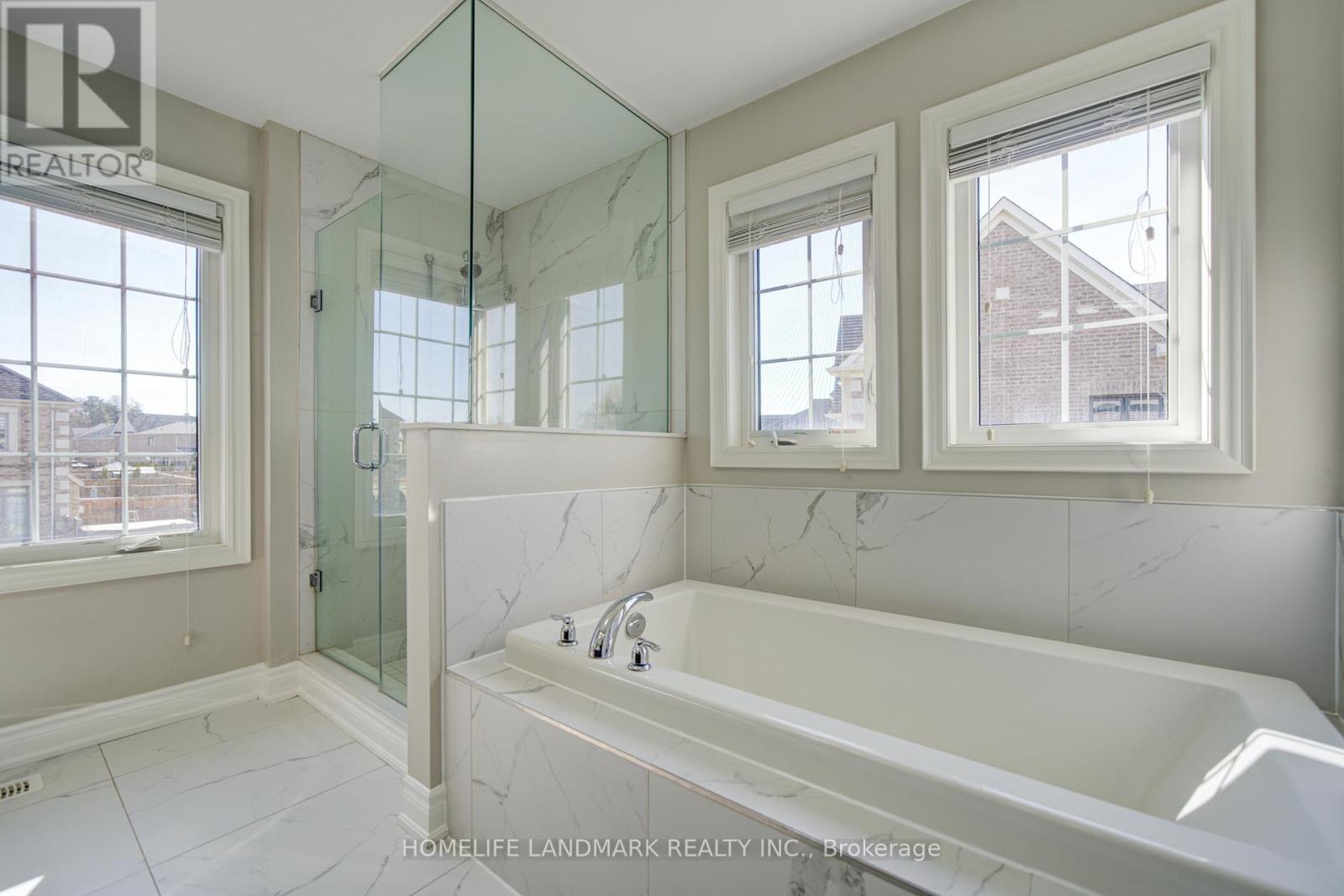 7 Deer Pass Road, East Gwillimbury, Ontario  L9N 0S5 - Photo 33 - N13138004