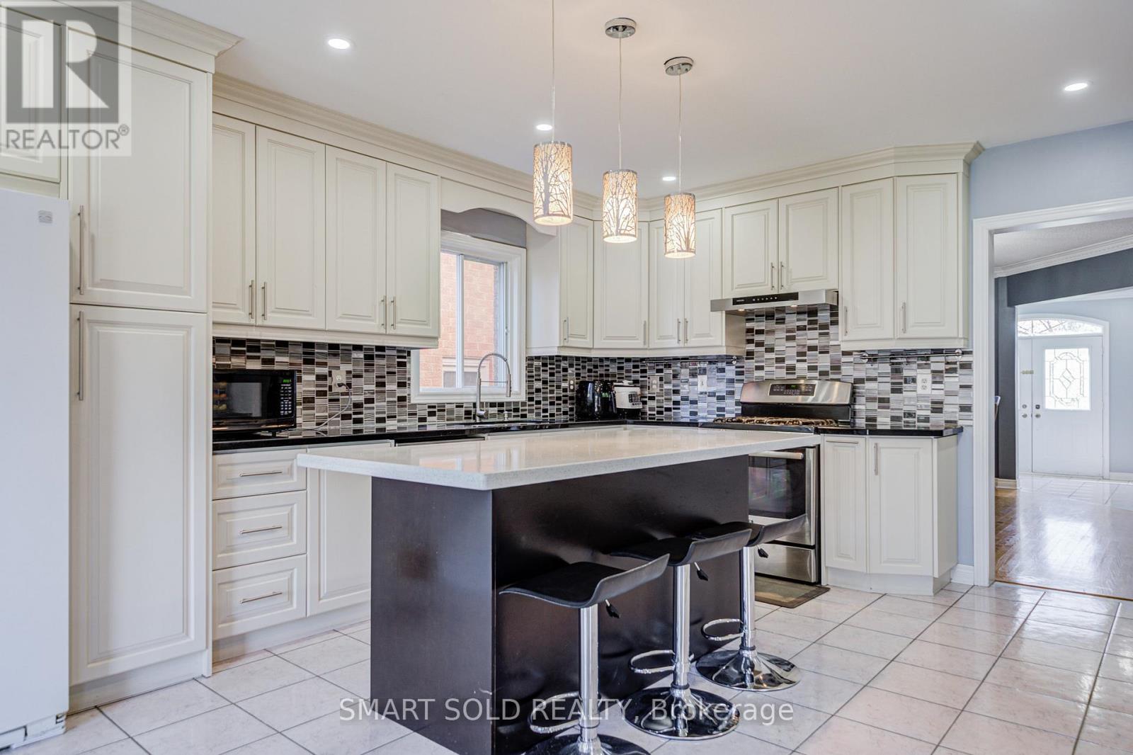72 Norbury Drive, Markham, Ontario  L3S 3V2 - Photo 14 - N13138008
