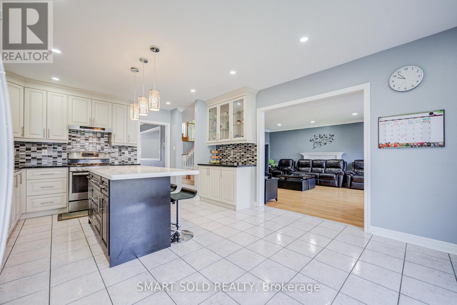 72 Norbury Drive, Markham, Ontario  L3S 3V2 - Photo 15 - N13138008