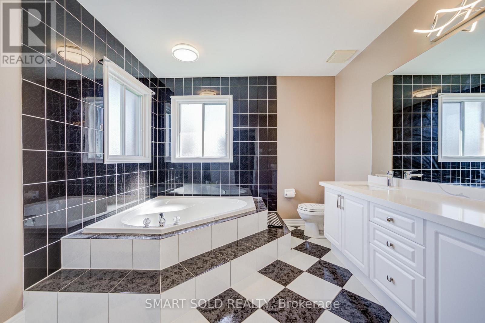 72 Norbury Drive, Markham, Ontario  L3S 3V2 - Photo 32 - N13138008