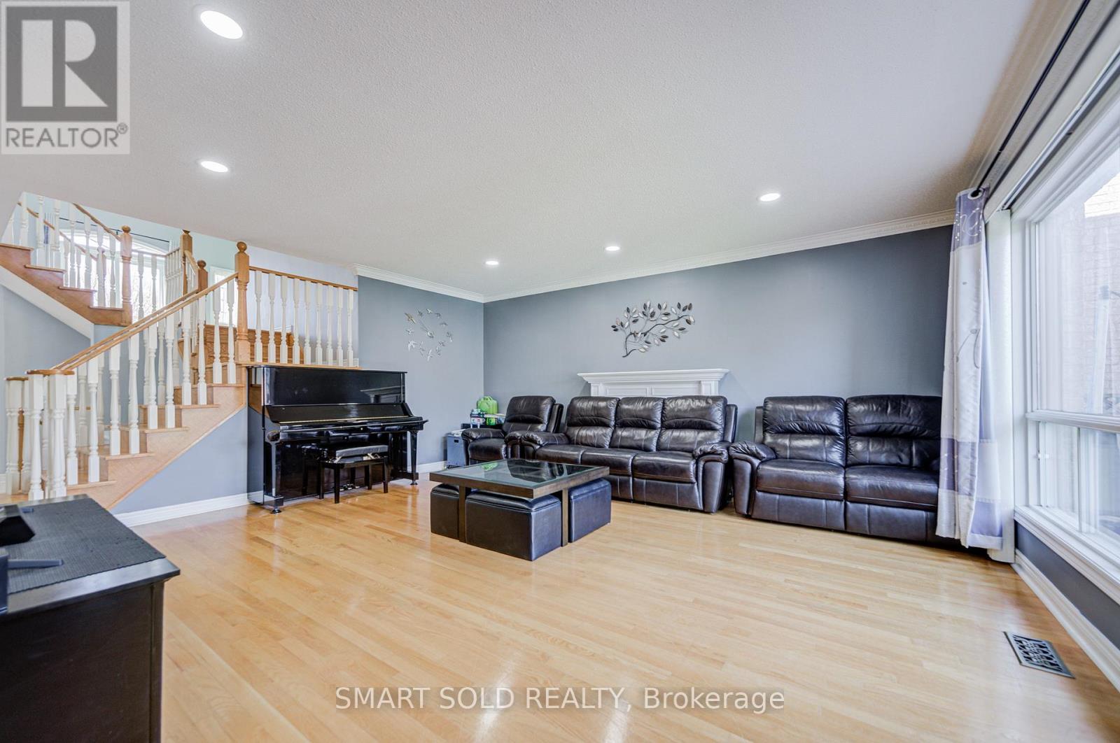 72 Norbury Drive, Markham, Ontario  L3S 3V2 - Photo 9 - N13138008