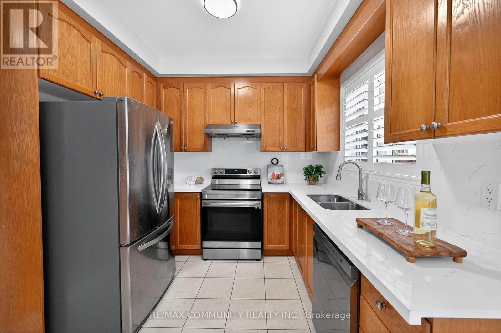 28 Radmore Place, Markham, Ontario  L6B 0G7 - Photo 15 - N13138050