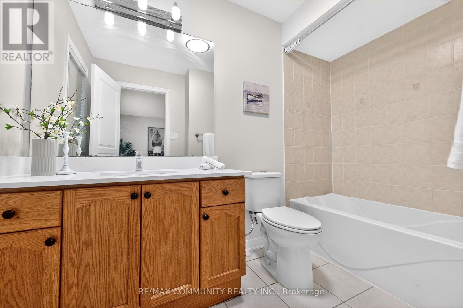 28 Radmore Place, Markham, Ontario  L6B 0G7 - Photo 23 - N13138050