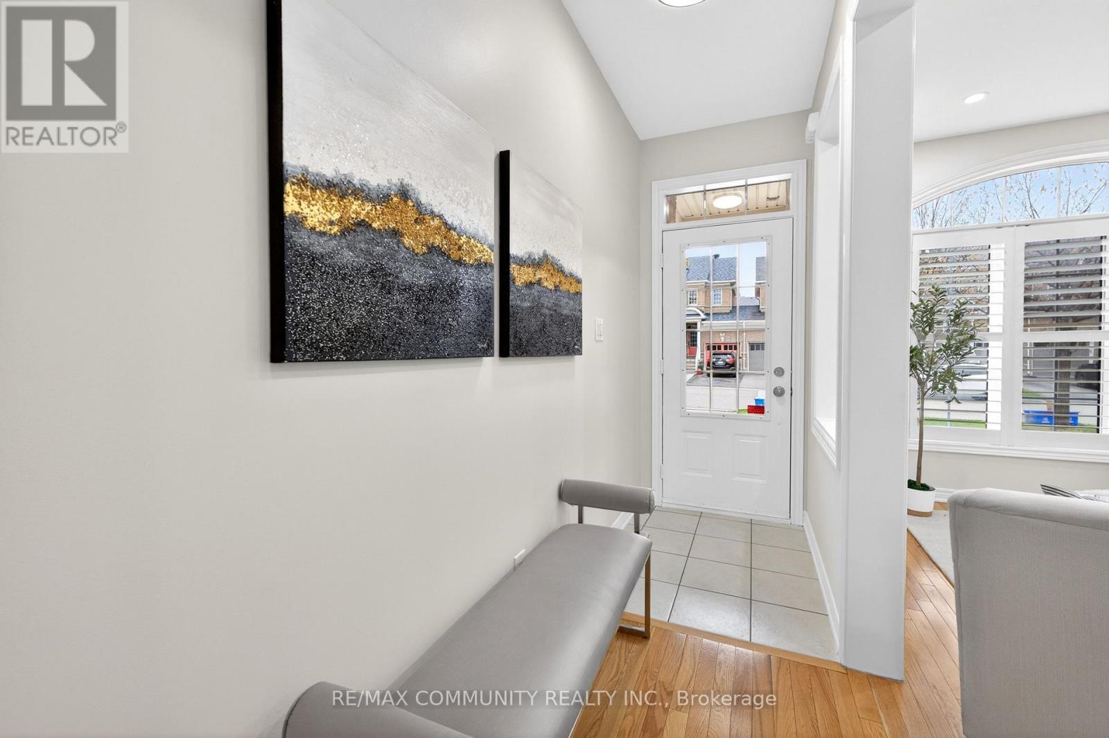 28 Radmore Place, Markham, Ontario  L6B 0G7 - Photo 3 - N13138050