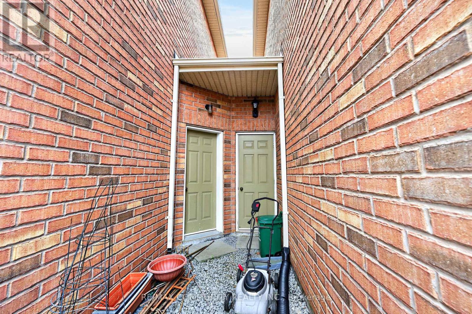 28 Radmore Place, Markham, Ontario  L6B 0G7 - Photo 35 - N13138050