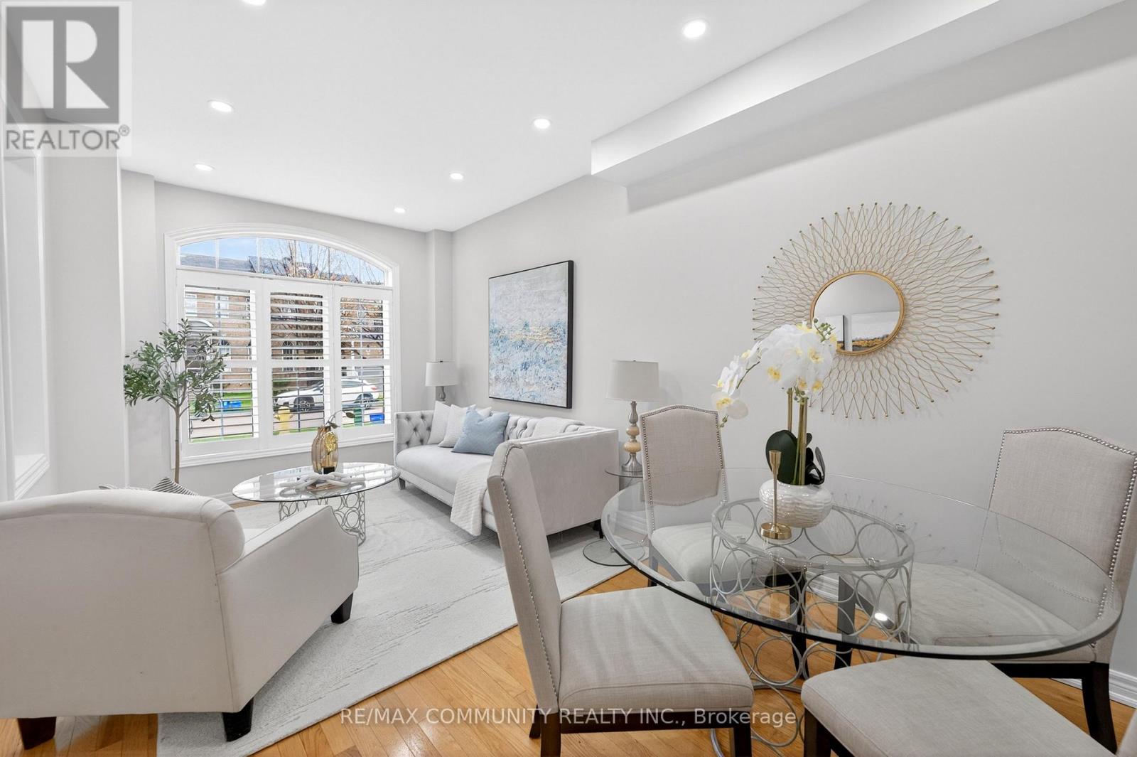 28 Radmore Place, Markham, Ontario  L6B 0G7 - Photo 4 - N13138050