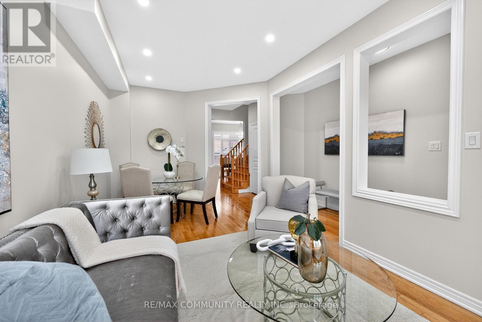 28 Radmore Place, Markham, Ontario  L6B 0G7 - Photo 9 - N13138050