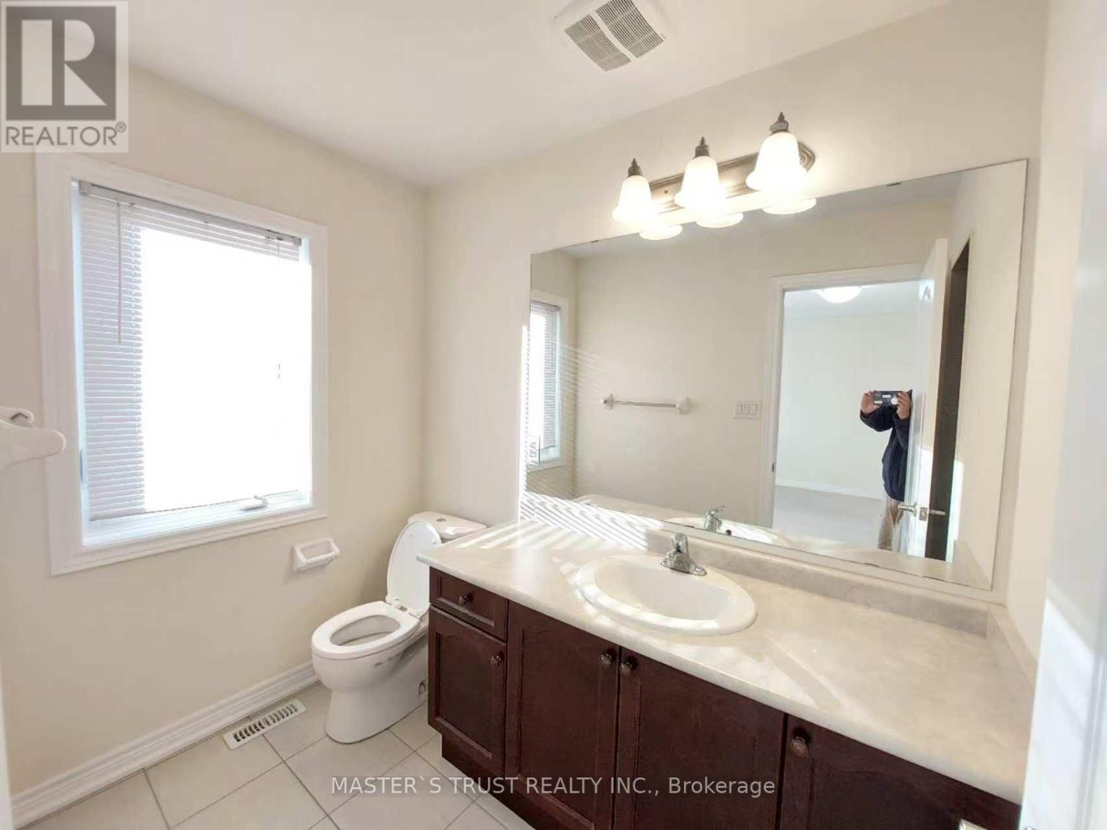 57 Cinemark Avenue, Markham, Ontario  L6B 0W2 - Photo 14 - N13138068