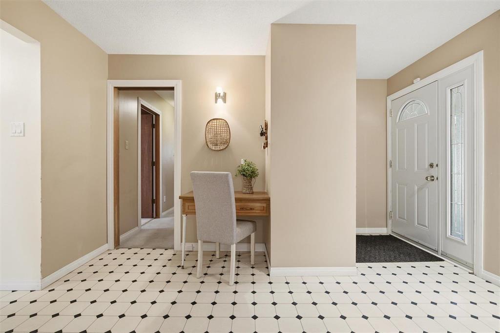 66 Wadham Bay, Winnipeg, Manitoba R3T 3K3 - Photo 11 - 202610737