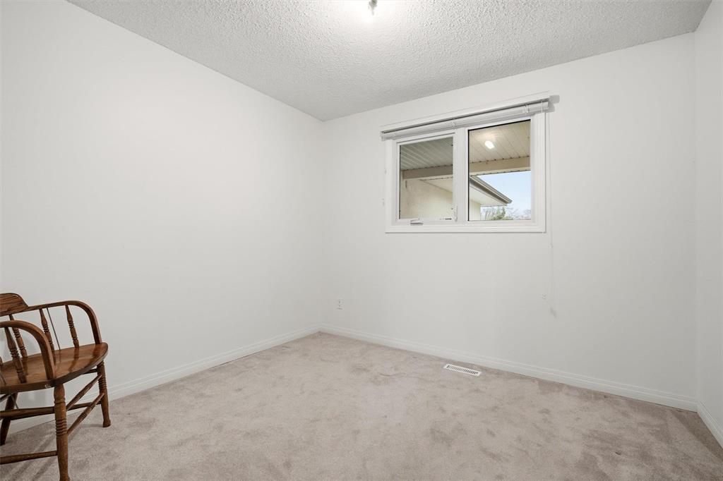 66 Wadham Bay, Winnipeg, Manitoba R3T 3K3 - Photo 17 - 202610737