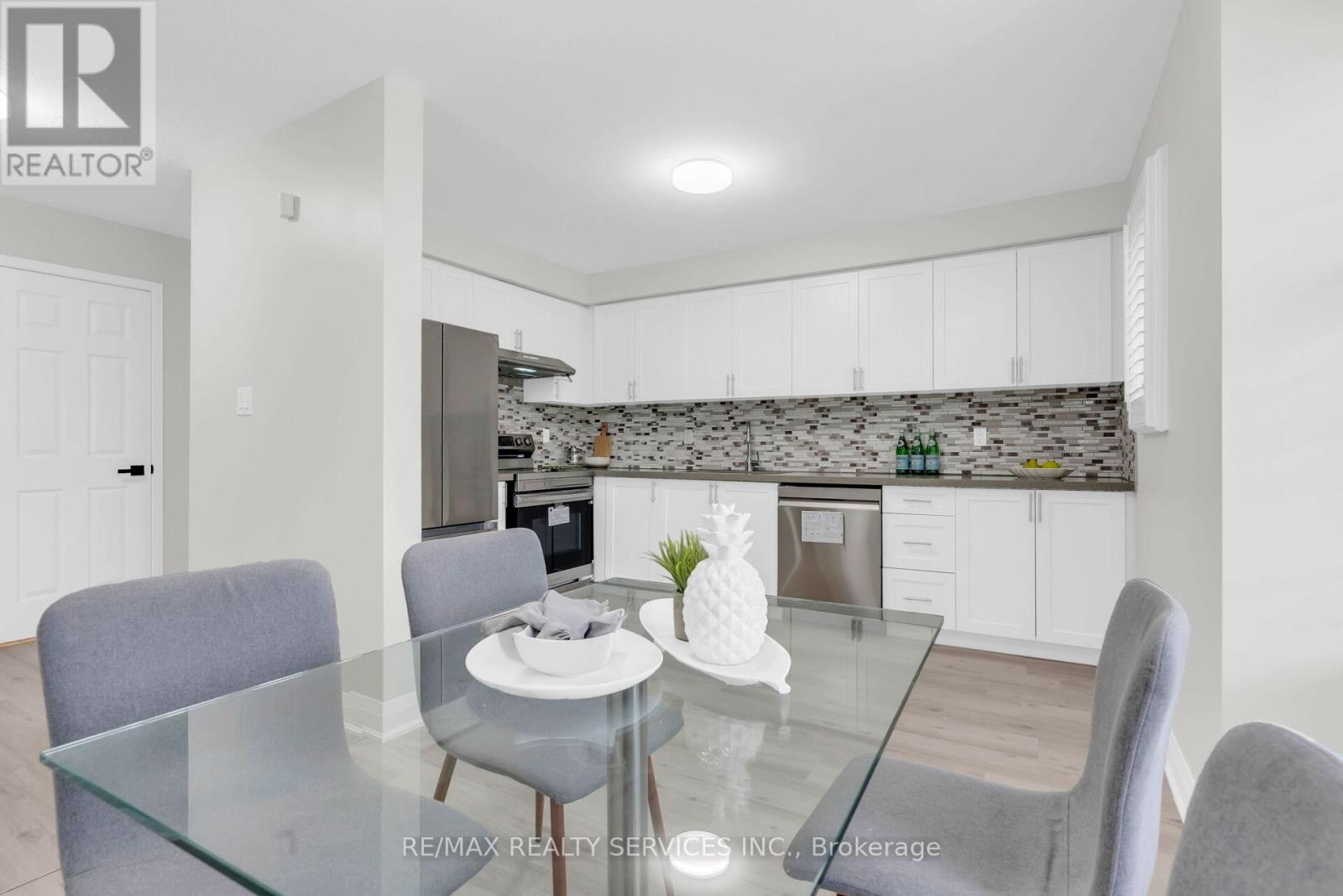 28 - 5110 Fairview Street, Burlington, Ontario L7L 7H6 - Photo 5 - W13137992