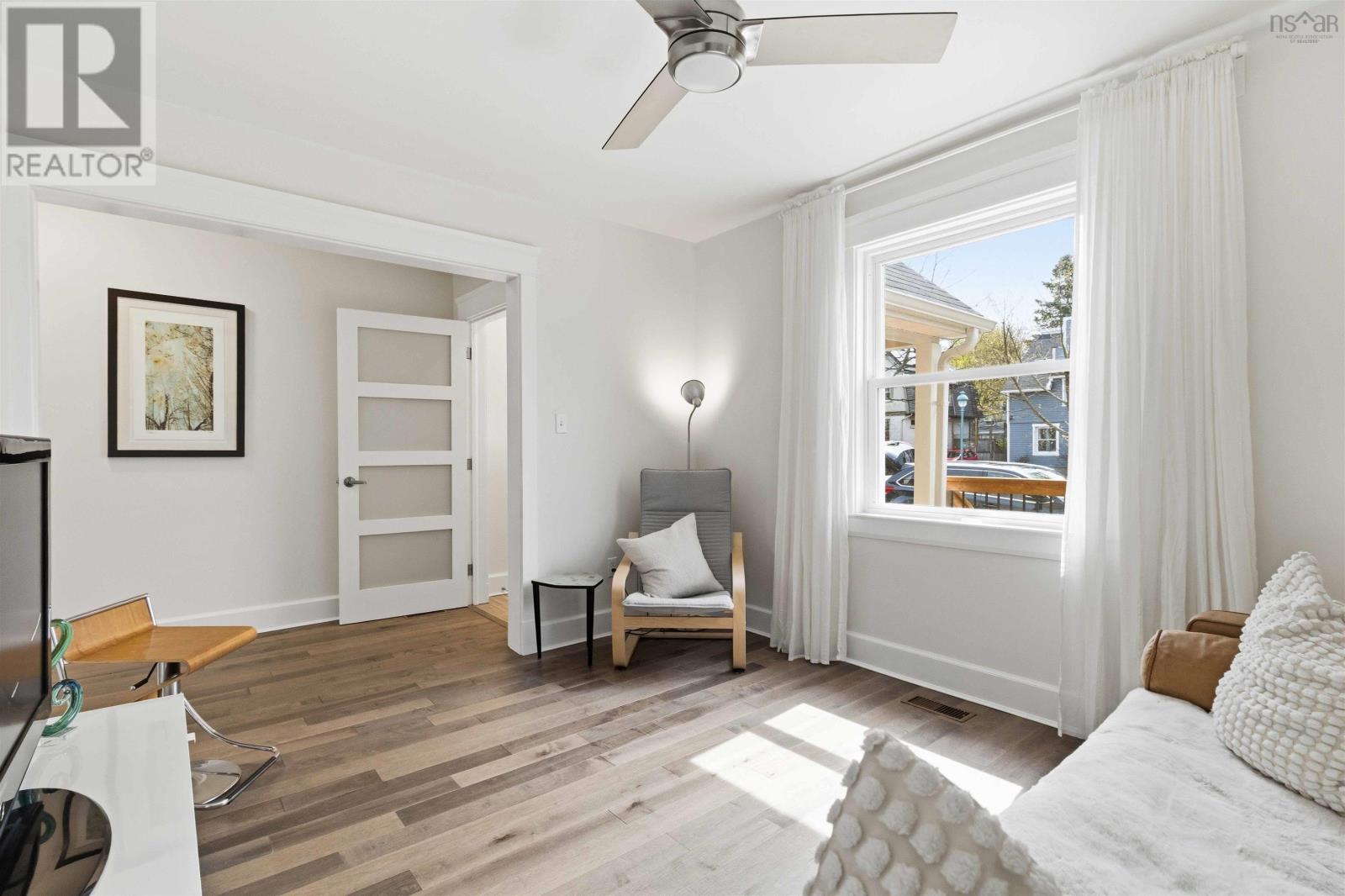 5543 Hennessey Place, Halifax Peninsula, Nova Scotia  B3K 2A7 - Photo 8 - 202611141