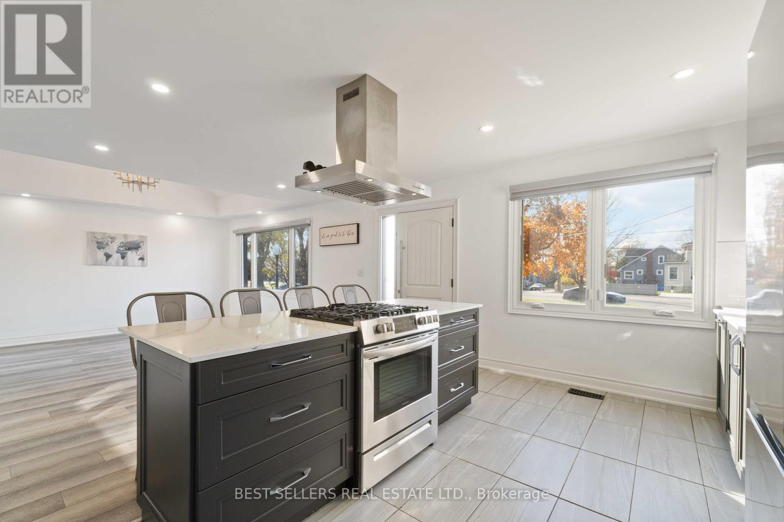 599 Beach Boulevard, Hamilton, Ontario  L8H 6X8 - Photo 9 - X13137996