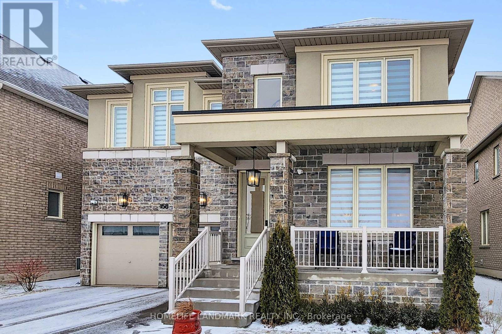 158 WALTER ENGLISH DRIVE, East Gwillimbury, Ontario