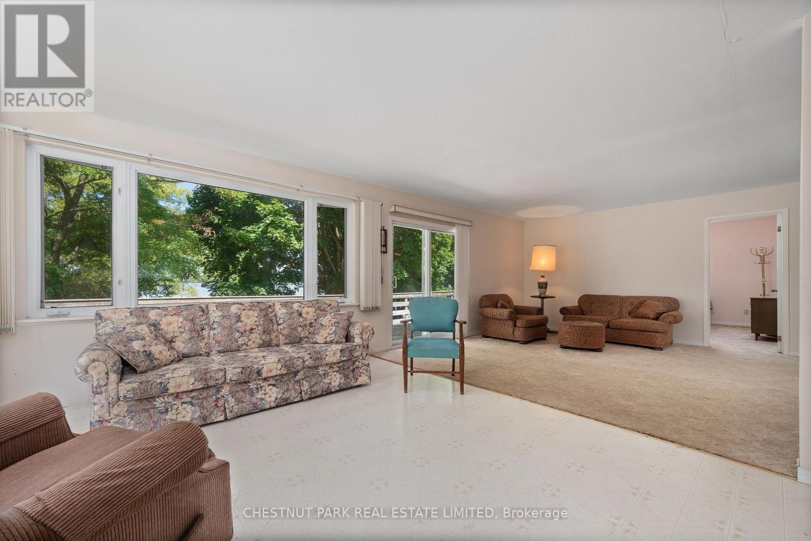 84-88 Munroe Lane, Prince Edward County, Ontario  K0K 2T0 - Photo 14 - X12891344