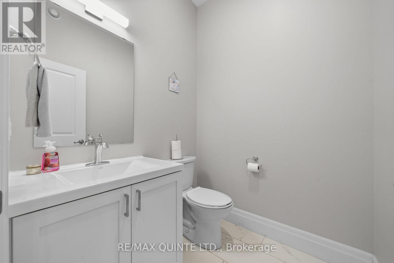 72 Markland Avenue, Prince Edward County, Ontario  K0K 2T0 - Photo 18 - X13138116