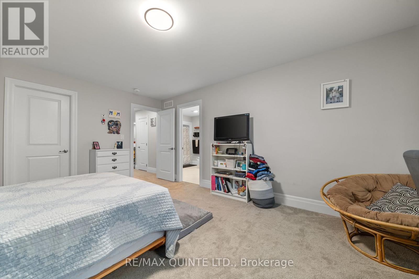 72 Markland Avenue, Prince Edward County, Ontario  K0K 2T0 - Photo 19 - X13138116