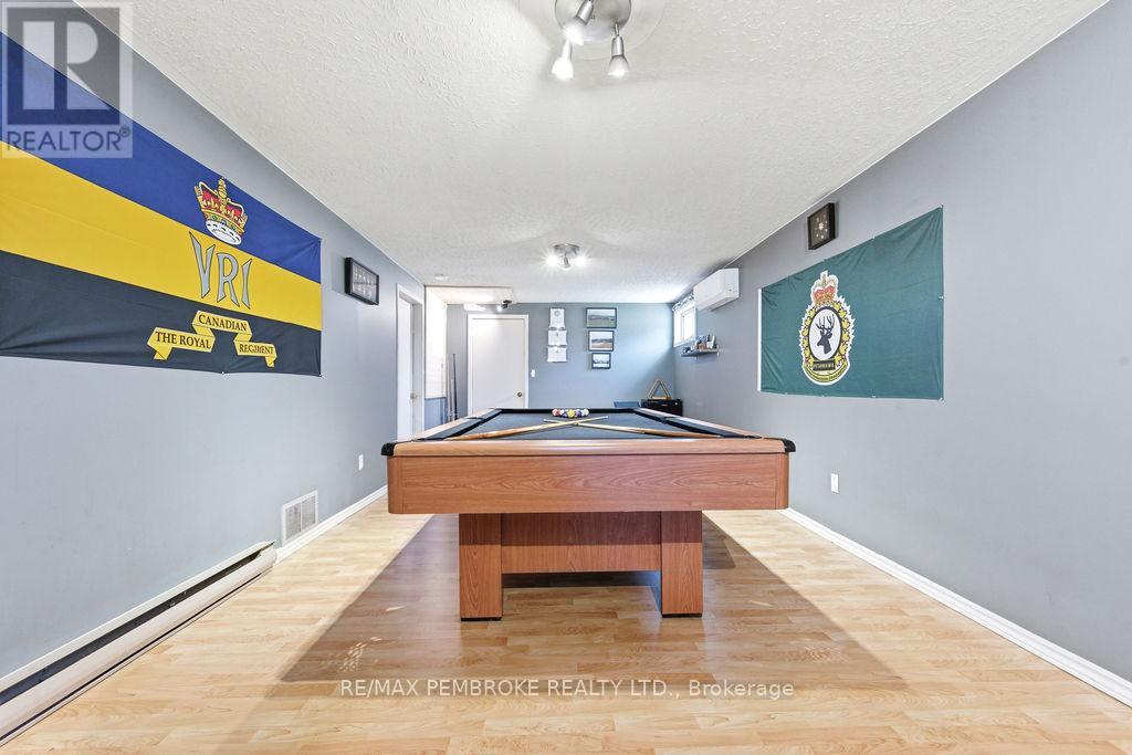 32323 17 Highway, Laurentian Hills, Ontario  K0J 1P0 - Photo 30 - X13138112